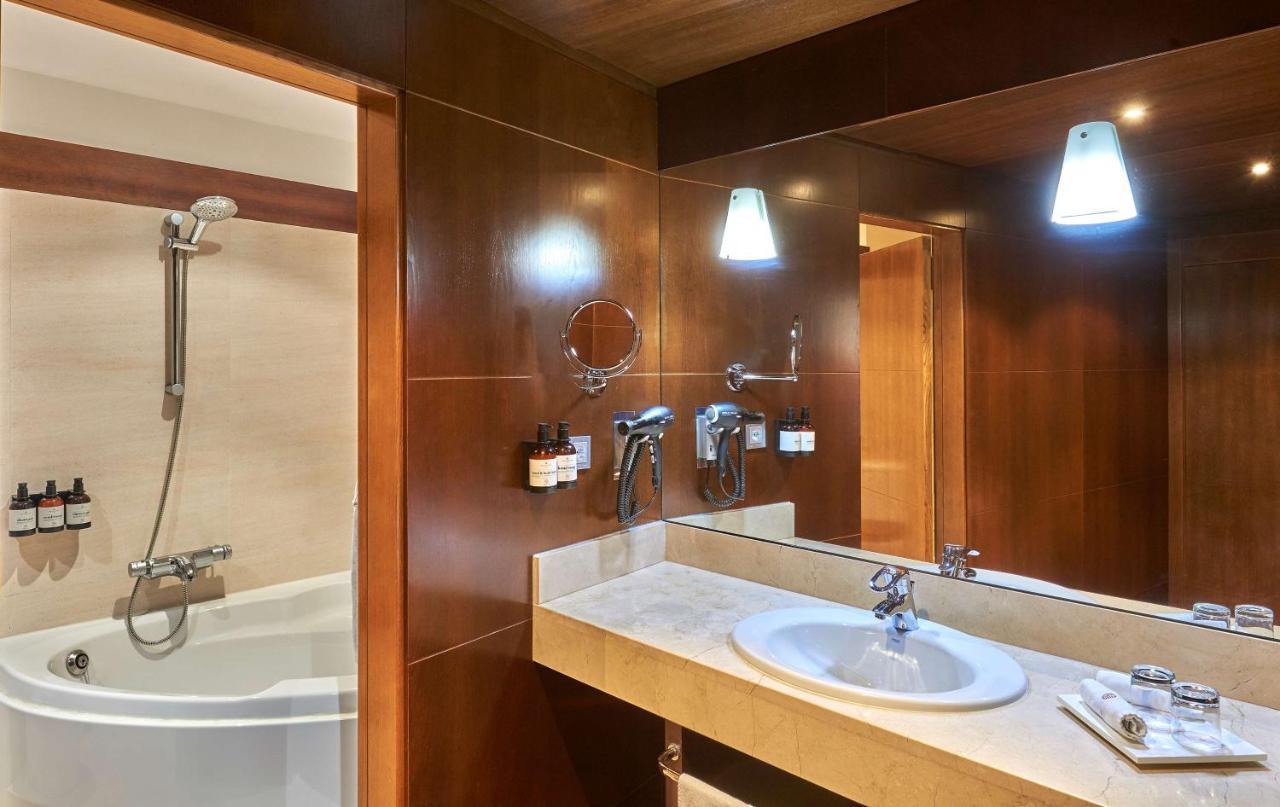 Hotel Nh Collection Palacio De 4*