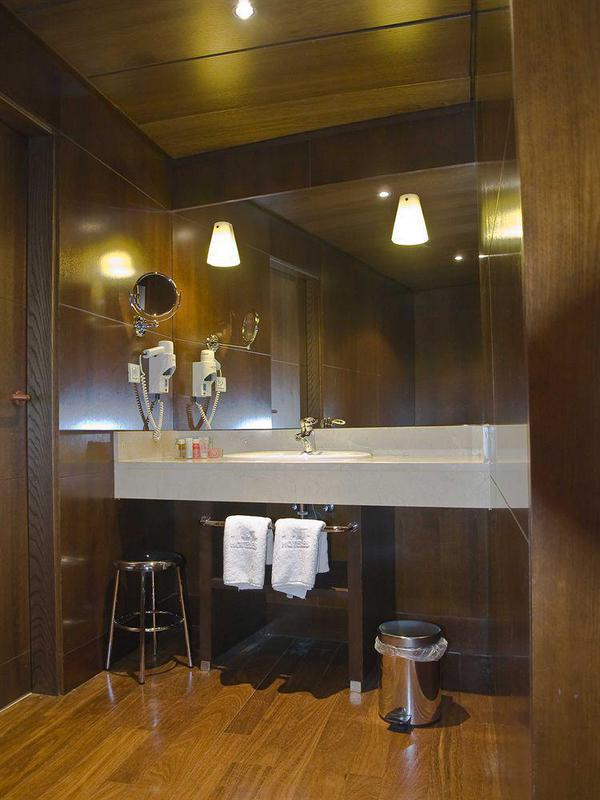 Hotel Nh Collection Palacio De Burgo